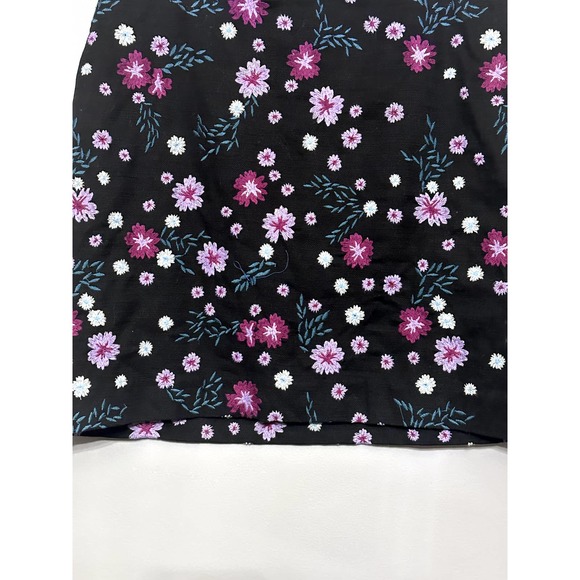 Loft Black Floral Embroidery Straight Mini Skirt 8 Side Zip Cottagecore NWT - Picture 3 of 9